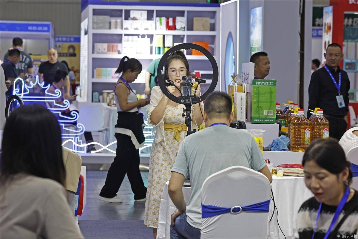 抢庄牛牛棋牌下载